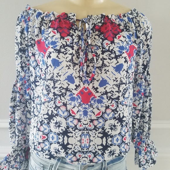 Floral blouse - Picture 5 of 7